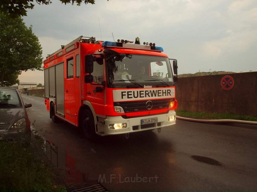Feuer5 Koeln Niehl GVG Geestemuenderstr P915.JPG